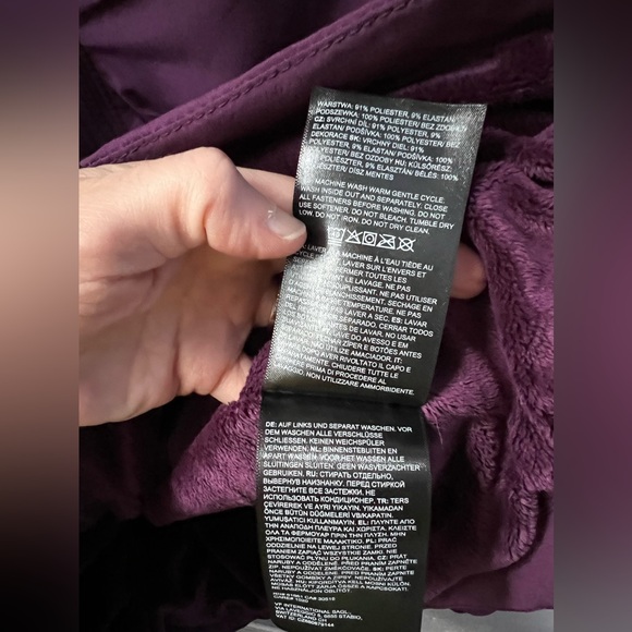 New North Face Shelbe Raschel Hoodie in Black Currant Purple Women’s Size Medium - Picture 9 of 11